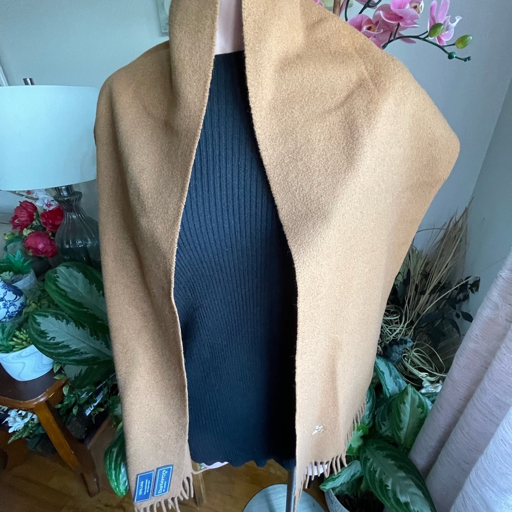 ๐๐Burberry London ๐ฏWool Neck Muffler.๐๐ - Picture 7 of 13